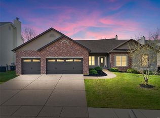626 Castle Ridge Dr, Wentzville, MO 63385