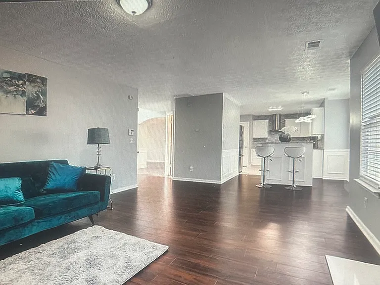 2592 Brookgate Xing — Photo 4