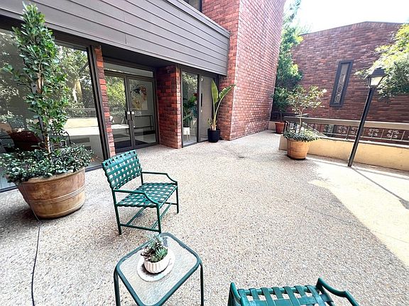 3rd image of 700 S Lake Ave APT 111