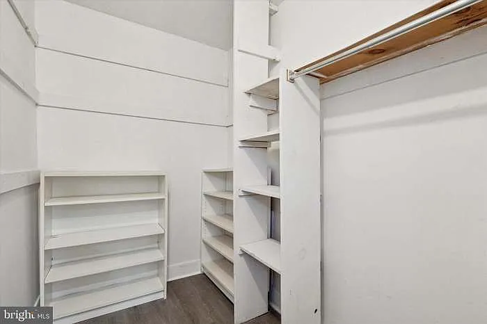 2155 Benson St #2 — Photo 11