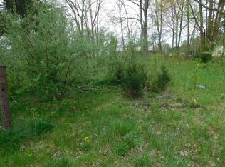 627 E Saint Joseph St, Paw Paw, MI 49079