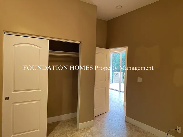 56 S Knoll Rd — Photo 9