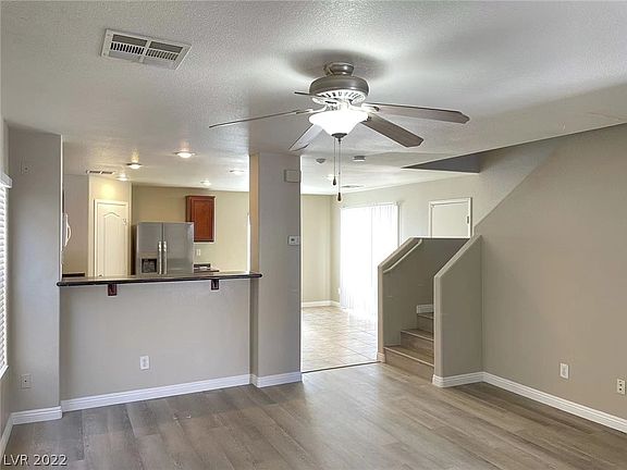 2nd image of 8322 Oppenheimer St