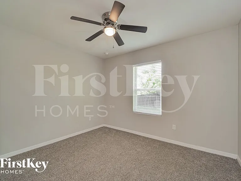 1406 NW 7th Ave — Photo 16