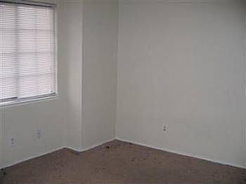 4th image of 890 Elmridge Way