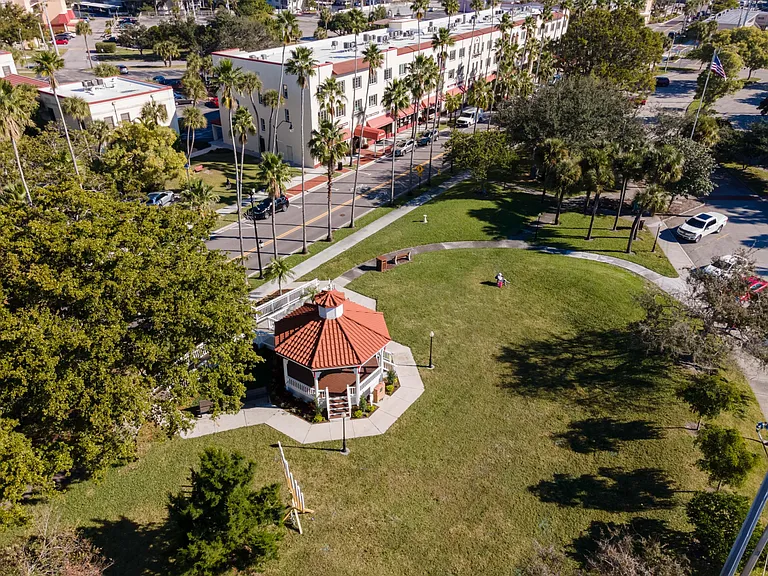 1555 Tarpon Center Dr #G235 — Photo 37