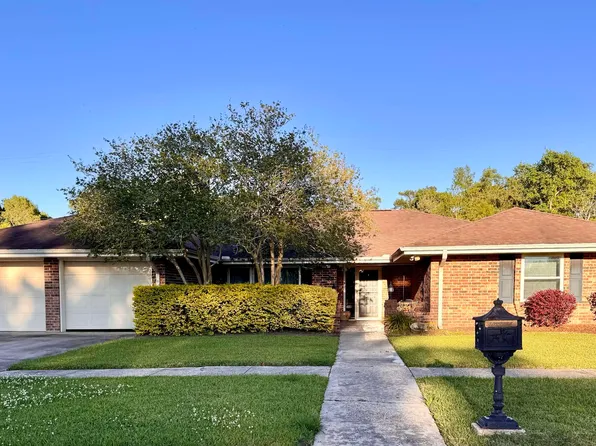 1304 Walnut Dr, Morgan City, LA 70380