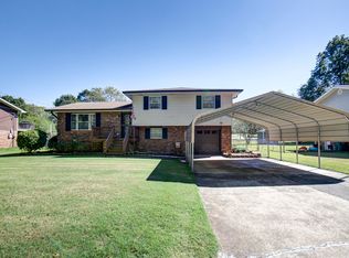 1728 Crabtree Rd, Hixson, TN 37343