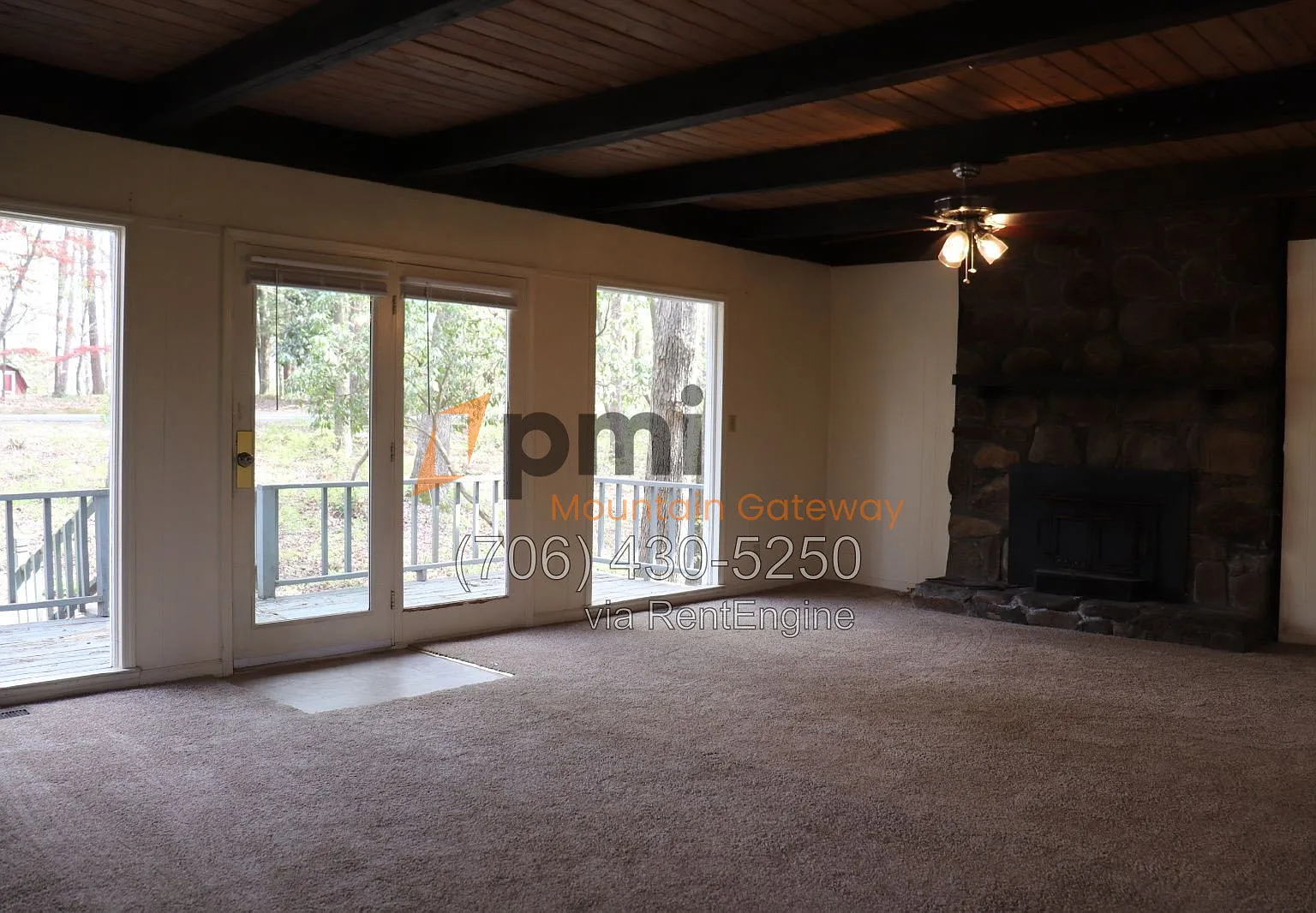 3 bed, 2.0 bath, 884 sqft, $1,400 — Photo 2