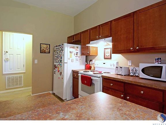 4th image of 2625 NW 26th Ave