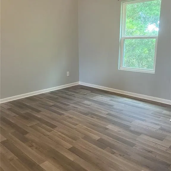 620 Cartecay Dr — Photo 9