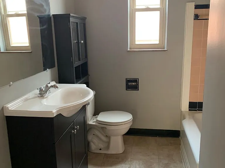1796 Northwest Blvd #B — Photo 7