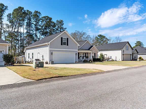 2nd image of 239 Sweetwater Landing Dr