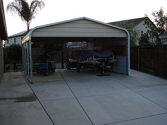 5th image of 2310 S Villa Ave
