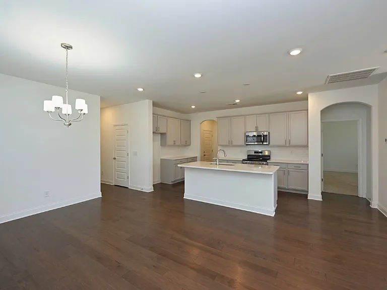 161 Crabourne Dr — Photo 28