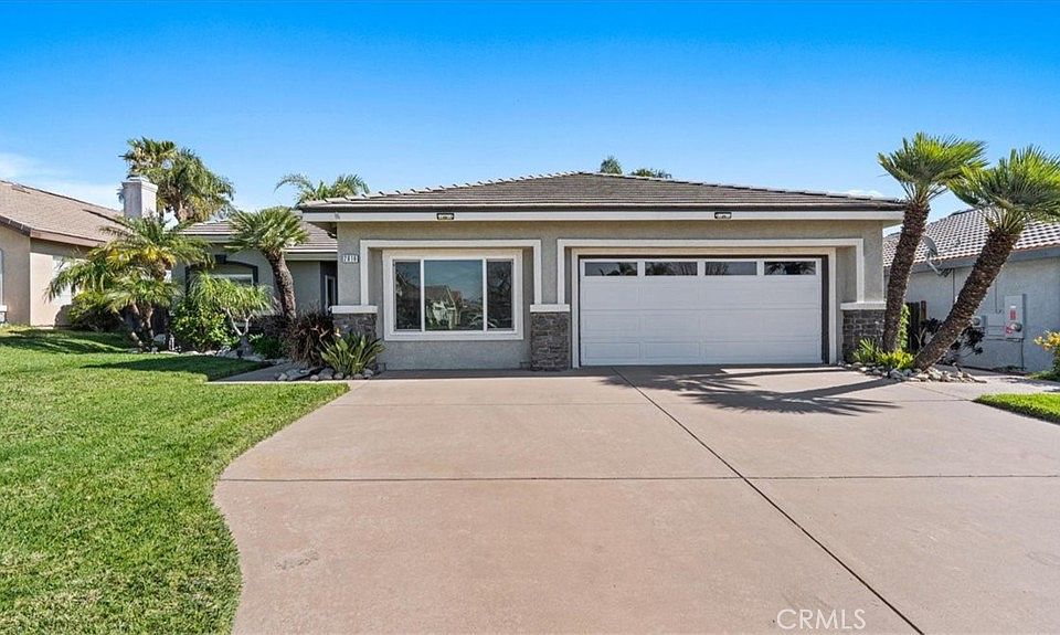 1st image of 2816 W Sunnyview Dr