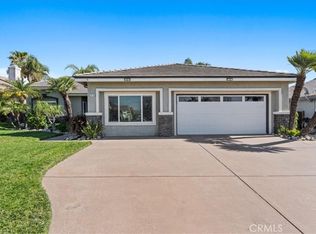 2816 W Sunnyview Dr, Rialto, CA 92377