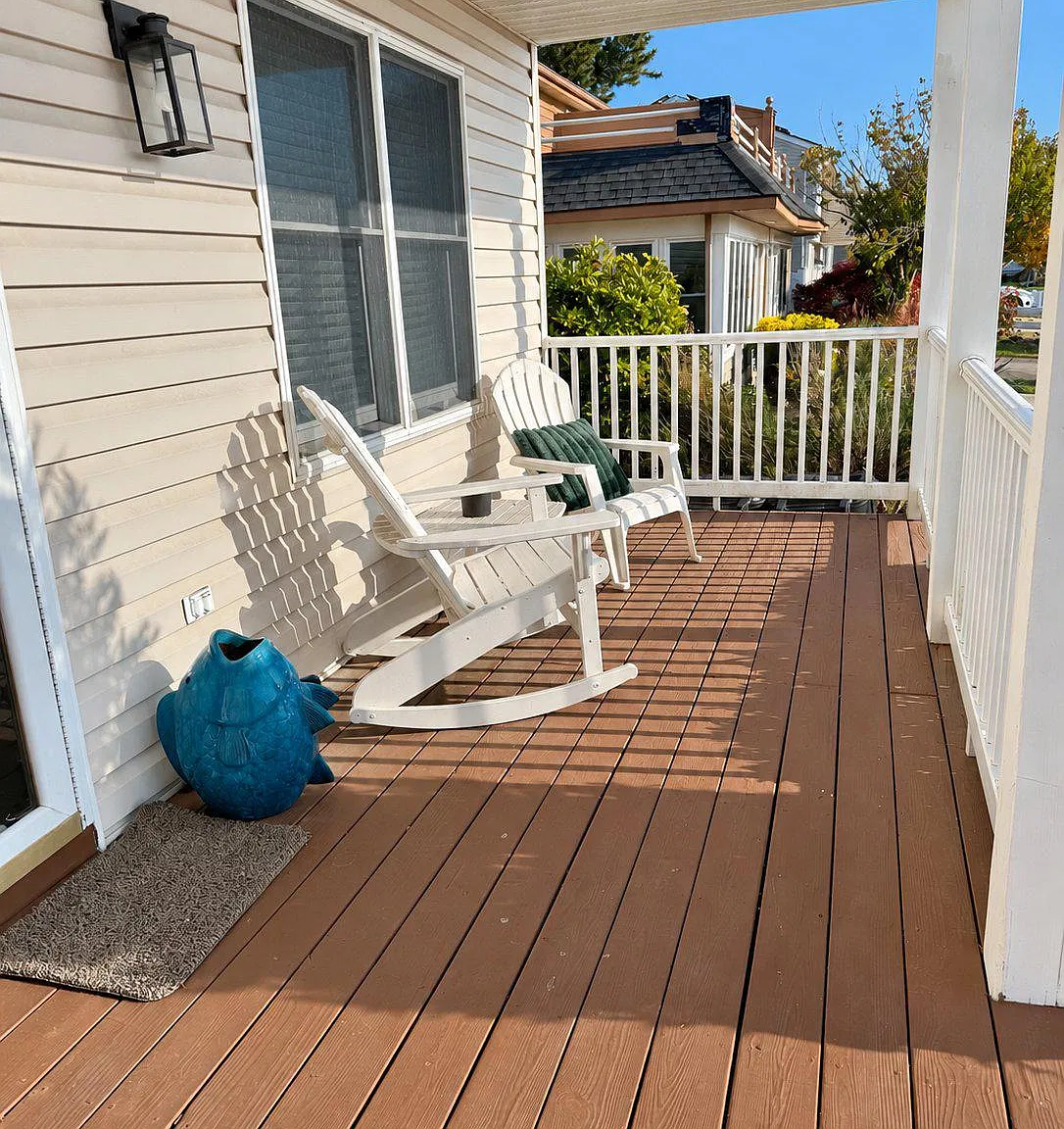 2 bed, 6.0 bath, 3360 sqft, $2,100 — Photo 2