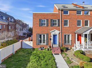 915 Jefferson St, Alexandria, VA 22314