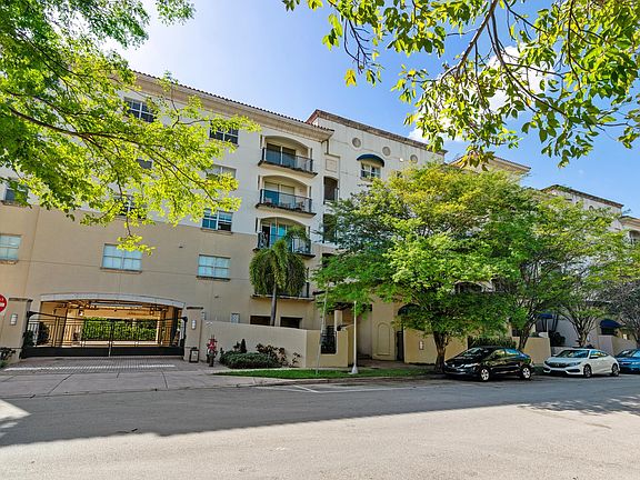 2nd image of 118 Zamora Ave APT 501
