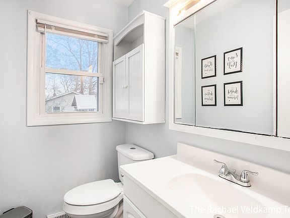 4th image of 4788 Marshall Ave SE