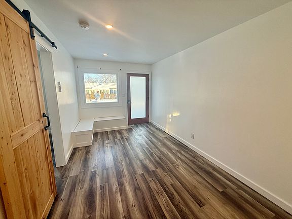 3rd image of 6 Marlyn Dr #C