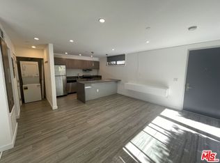 350 S McCarty Dr, Beverly Hills, CA 90212