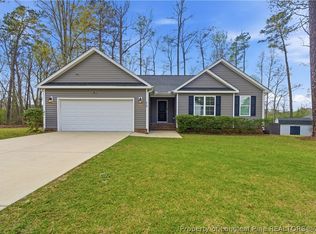 318 Coleridge Dr, Dunn, NC 28334