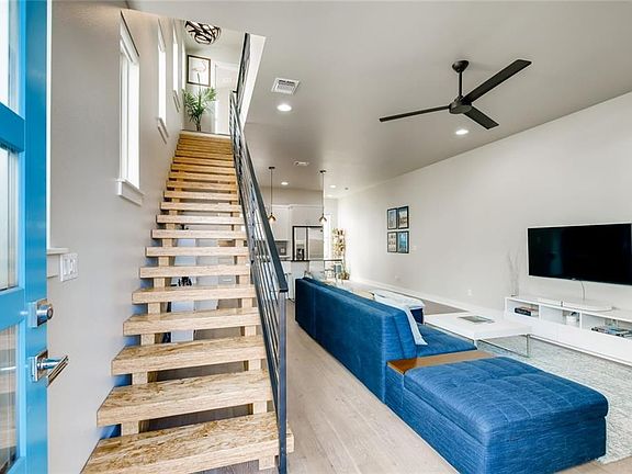 4th image of 4325 Banister Ln Unit B