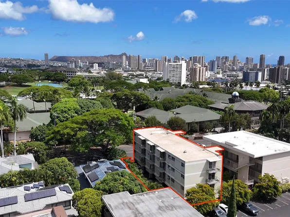 1830 Punahou St, Honolulu, HI 96822