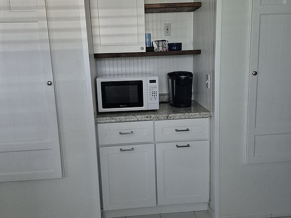 4th image of 7604 13th Ave NW