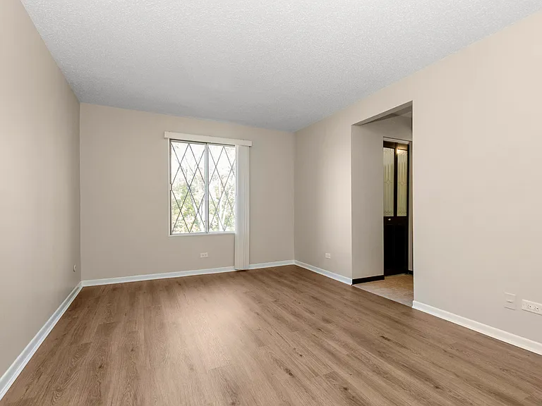 13616 Lamon Ave #411 — Photo 16