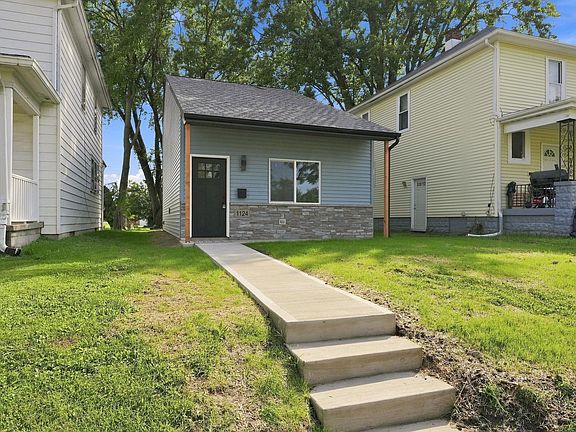 3rd image of 1124 Hugh St