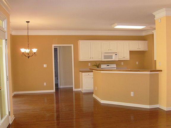 Open Kitchen to Family Room