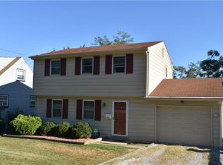 129 3rd St, West View, PA 15229