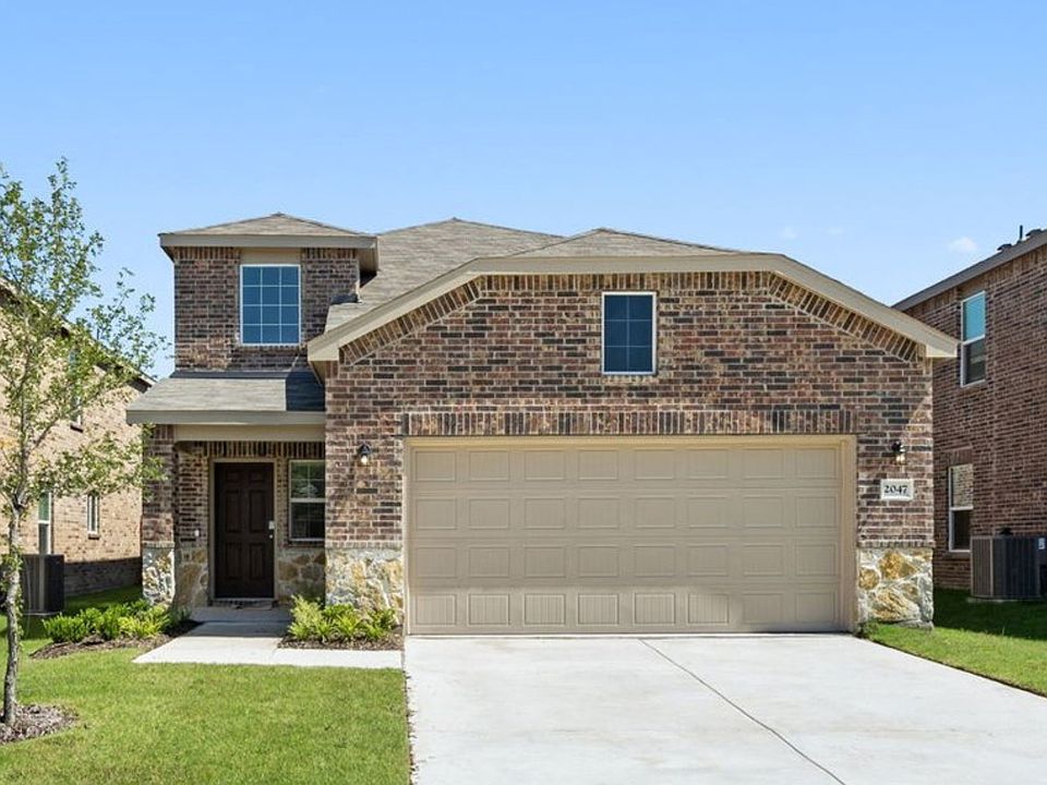 1st image of 2047 Henrietta Dr
