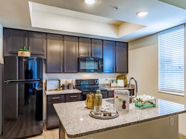 4985 Eastwood Greens St #9-105