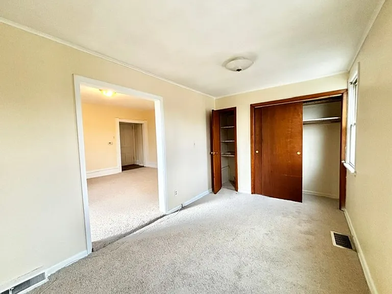 512 Sewickley Ave — Photo 9