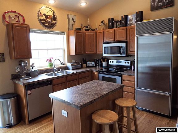 5th image of 732 Reshaw Cir