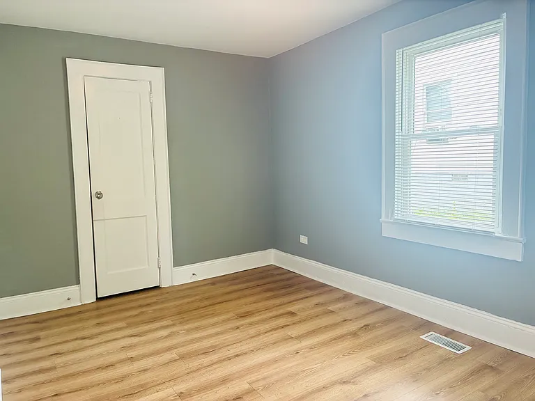 416 Mint St — Photo 10