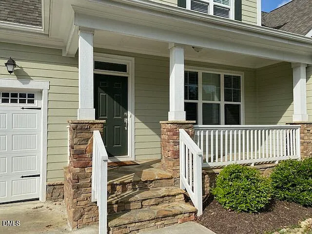 3 bed, 2.5 bath, $2,900 — Photo 2