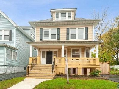 90 N 22nd St, East Orange, NJ, 07017