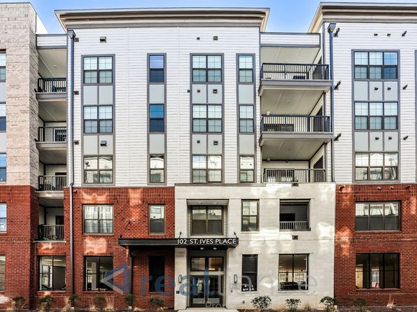 102 Saint Ives Pl APT 303