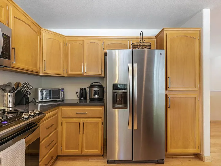 15681 Northwoods Blvd — Photo 6