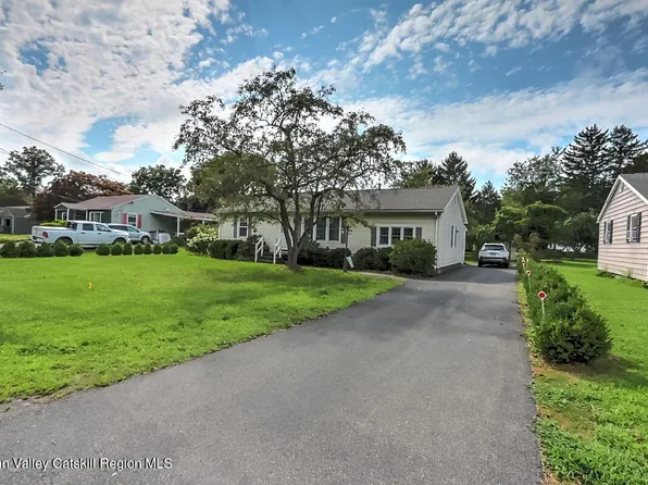 10 Simmons Street, Saugerties, NY 12477