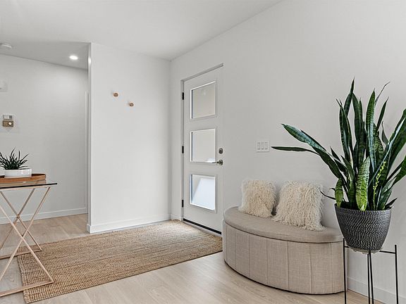 3rd image of 4704 106a Ave NW