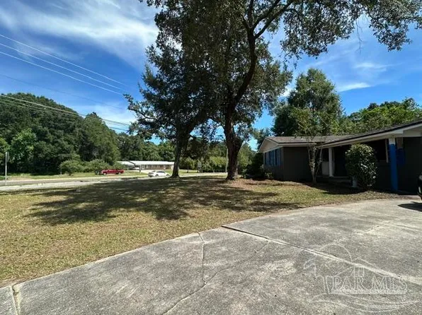 6383 Sunnyside Dr, Milton, FL 32570