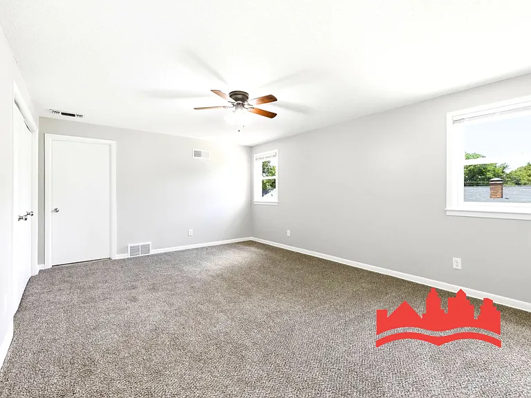 3281 Foxgate Dr — Photo 30