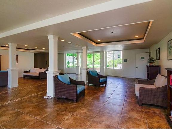 4th image of 411 Park Ave Unit 323