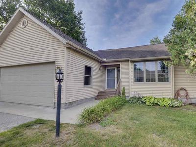 665 Pine Pointe Trl, Boyne City, MI, 49712